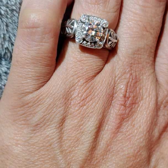 Sale! Vintage 925 sterling silver 2 carat   moissanite diamond antique ring - Picture 4 of 17